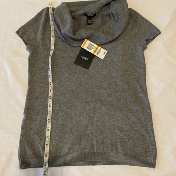 Alfani‎ petite Cowl Neck Sweatshirt Size-PS - Picture 5 of 5